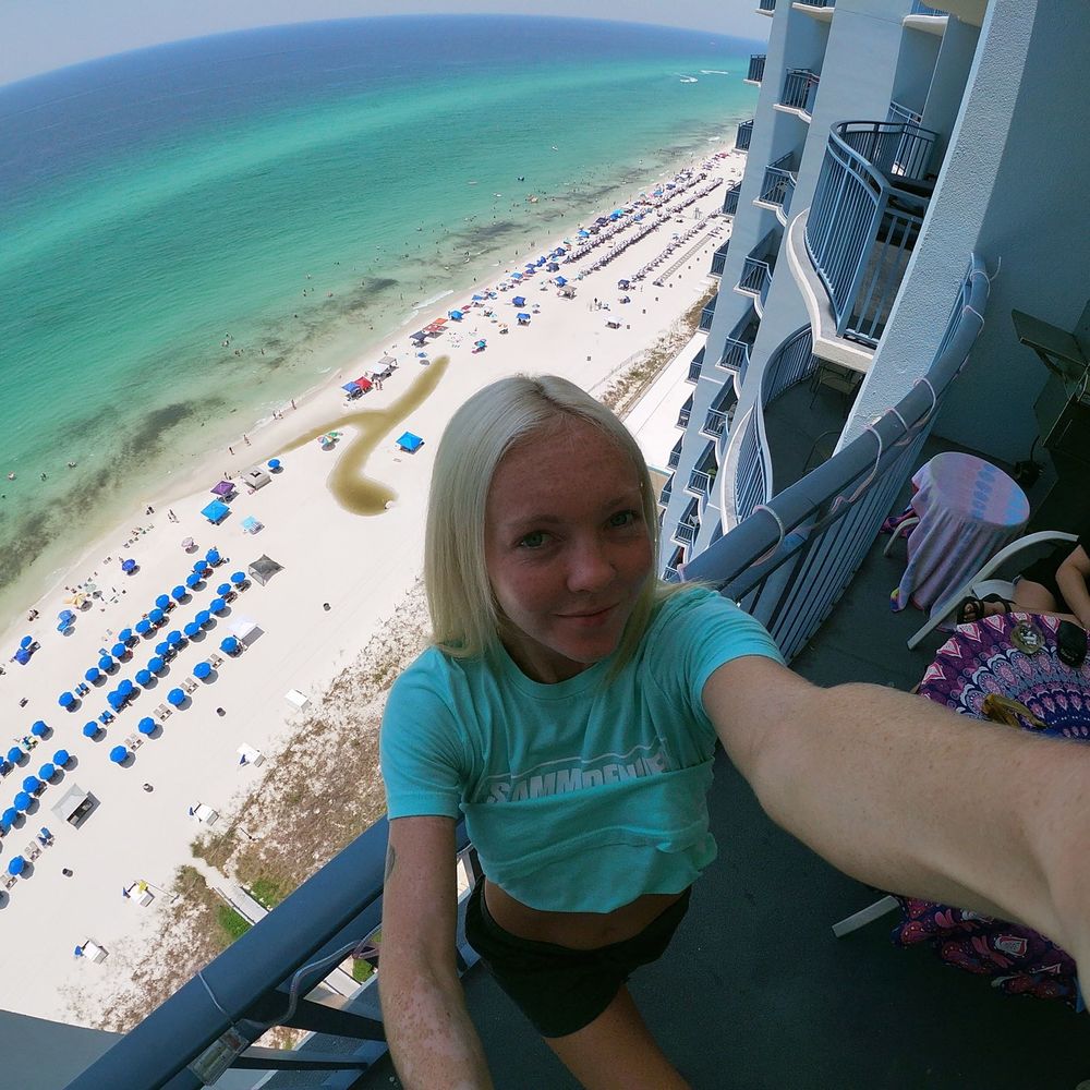 Meet your Posher, Hope